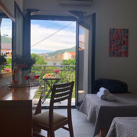 Central Guest House Skiathos Εξωτερικό φωτογραφία