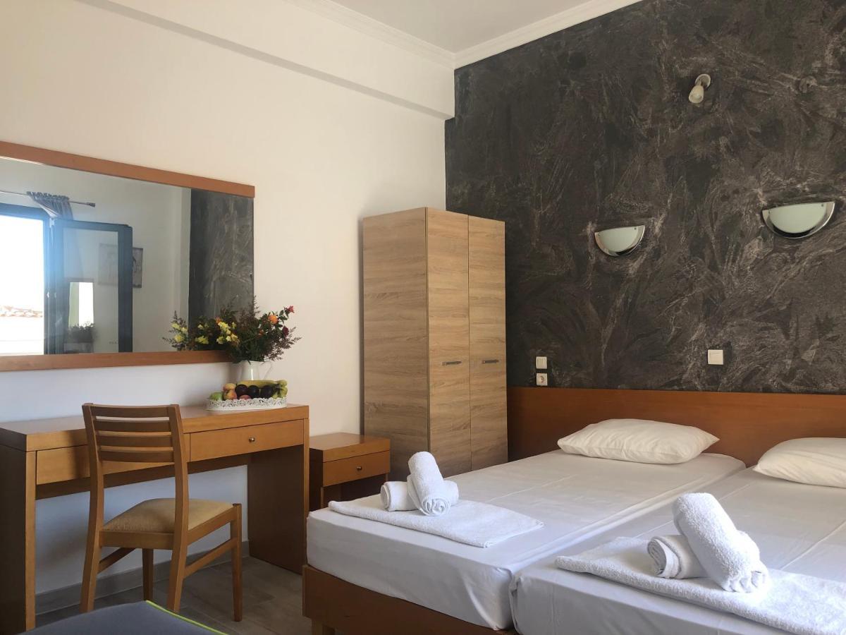 Central Guest House Skiathos Εξωτερικό φωτογραφία